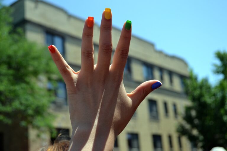 Tęczowe paznokcie, Rainbow nails – jak zrobić?