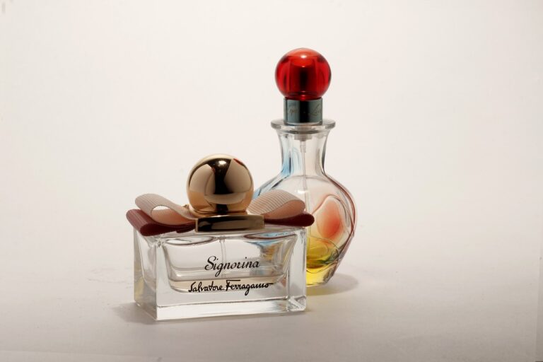 Jakie perfumy polecamy z francuskie perfumy? Top redakcji